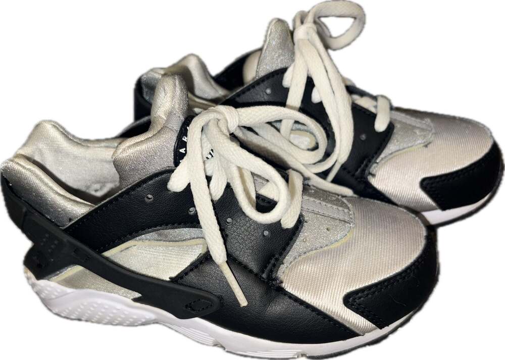 Nike Air Huarache Kids 13C Metallic Silver Black Shoes 704949-044 - Picture 2 of 7